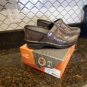 Dansko XP Groove size 37